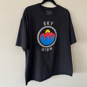 Sky High Casual Industrees Men’s XL Black T Shirt Skyline Mountains